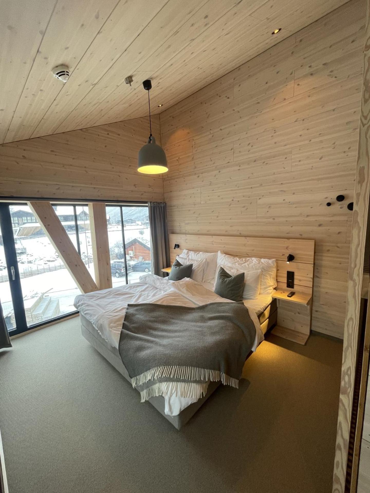 Brimibue Hotel 洛姆 外观 照片
